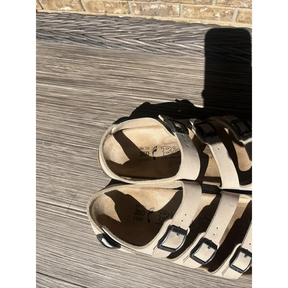 Birkenstock Sandals Womens 40 Strappy White Slip On Open Toe Casual Comfort - Picture 4 of 13